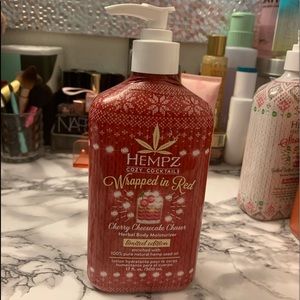 hempz herbal body moisturizer